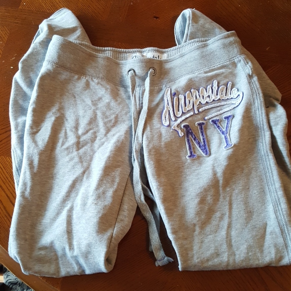 Aeropastle sweatpants